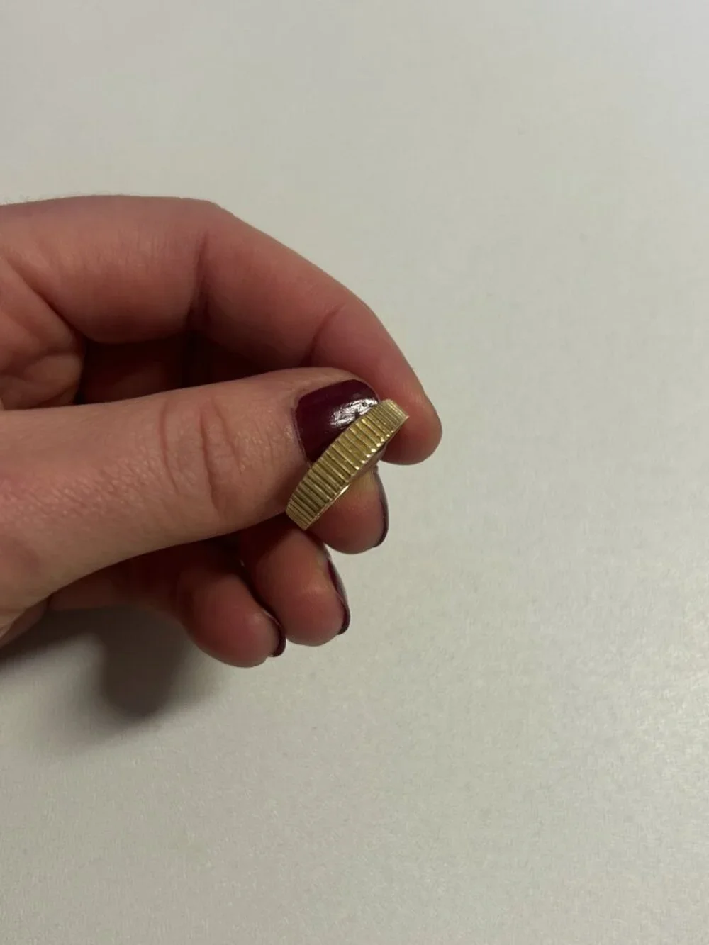 14k Solid Gold Ring Fluted - Picture 2 of 4